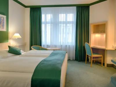 Kaiserin Augusta - 3