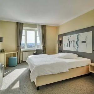 Kaiserin Augusta - 43