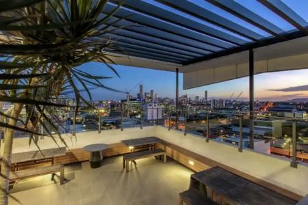 Code Apartments - 23