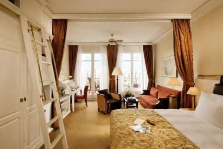 Yachthafenresidenz Hohe Düne - 3