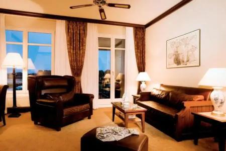 Yachthafenresidenz Hohe Düne - 44