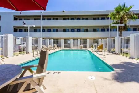 Tempe, AZ – Phoenix Airport – Priest Dr - 11