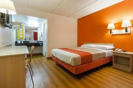 Tempe, AZ – Phoenix Airport – Priest Dr - 22