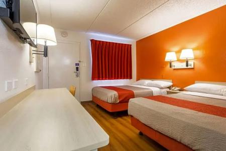 Tempe, AZ – Phoenix Airport – Priest Dr - 27