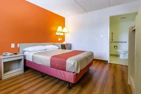 Tempe, AZ – Phoenix Airport – Priest Dr - 25