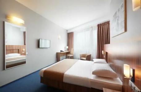 Славянская - 101