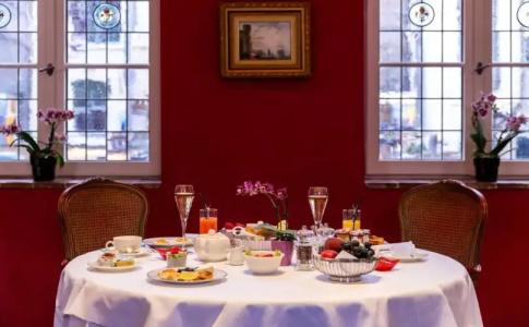 L'Hermitage Gantois, Autograph Collection - 23