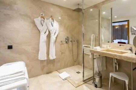 L'Hermitage Gantois, Autograph Collection - 36