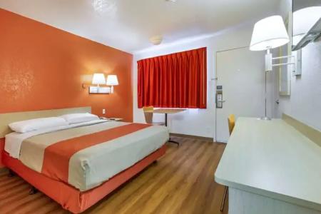 Motel 6 Phoenix North - Bell Road - 45