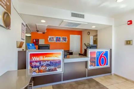 Motel 6 Phoenix North - Bell Road - 12