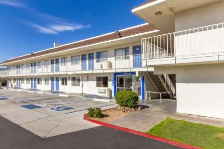 Motel 6 Phoenix North - Bell Road - 0