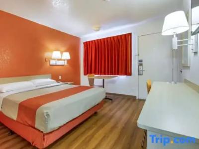 Motel 6 Phoenix North - Bell Road - 38