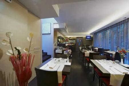 UNAHOTELS Villa dei Platani Foligno - 25