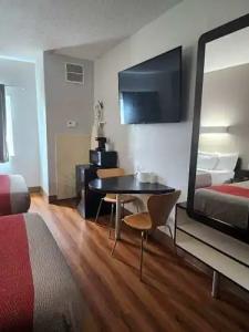 Motel 6 Biloxi, MS - Beach - 76