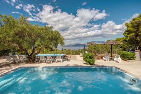 Waterman Beach Village - 14