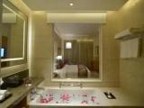 Premium King Room with bathtub - Non- Smoking (Avail 15% Discount on F&B)