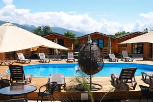 U Erika Mini-hotel, Alakhadzi