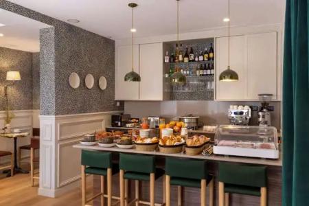 Le Petit Beaumarchais & Spa - 9