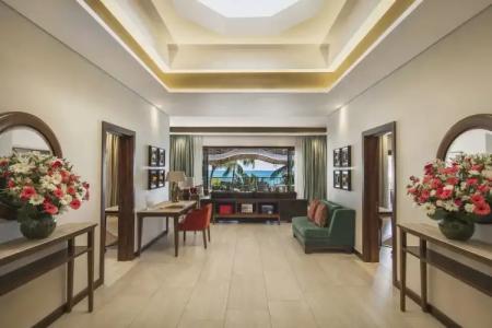 Royal Palm Beachcomber Luxury - 65