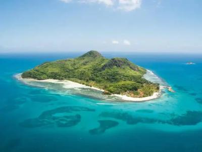 Beachcomber Sainte Anne Island - 4