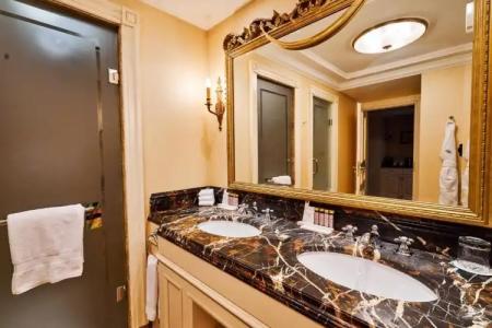 Fairmont Grand Kyiv - 41