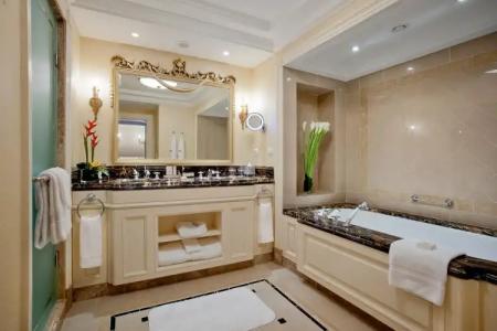 Fairmont Grand Kyiv - 60