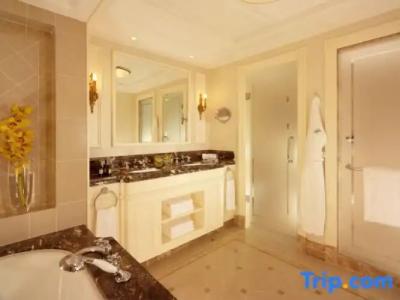 Fairmont Grand Kyiv - 50