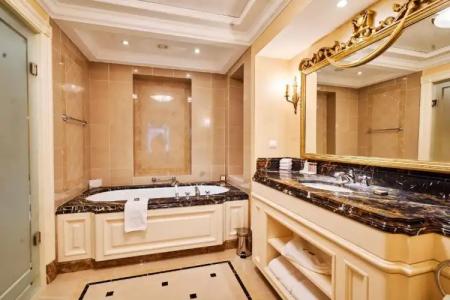Fairmont Grand Kyiv - 55