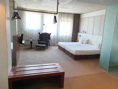 Graffit Gallery Design - 38