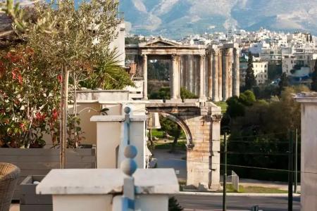 Ava and Suites - 120