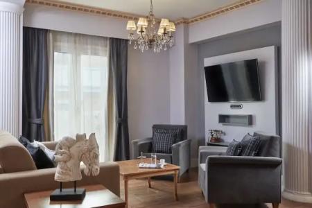 Ava and Suites - 129