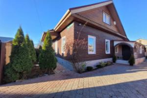 Cottage on 13 Sennaya Street