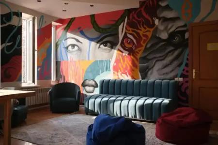 Wanderlust Riverside hostel - 33