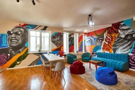 Wanderlust Riverside hostel - 10