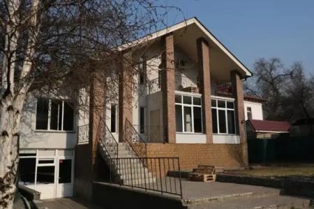 Wanderlust Riverside hostel - 3