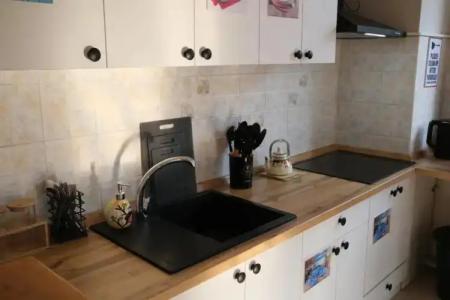 Wanderlust Riverside hostel - 8