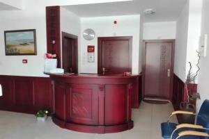 The Ship Hotel, Ravda