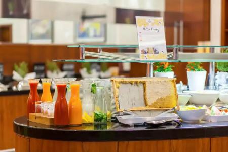 Hilton Warsaw City - 12