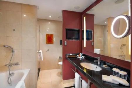 Hilton Warsaw City - 46