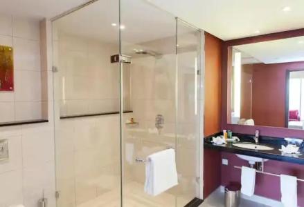 Hilton Warsaw City - 80