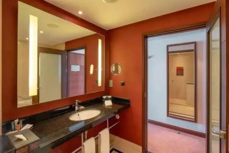 Hilton Warsaw City - 41