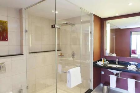 Hilton Warsaw City - 10