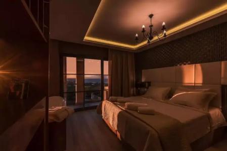 Elegance Luxury Executive Suites - Adults Only - 53