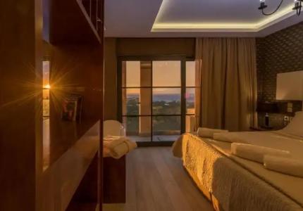 Elegance Luxury Executive Suites - Adults Only - 51