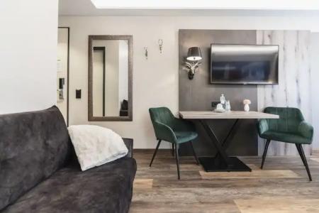 Demas München-Unterhaching - 75