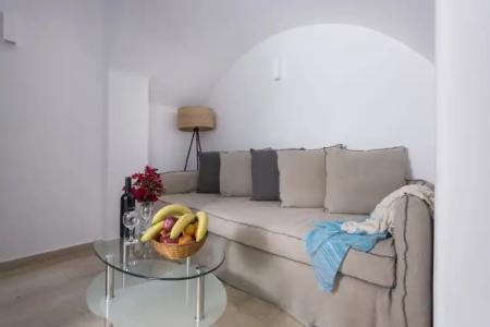 Blue Waves Suites & Apartments - 245