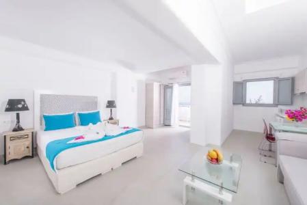 Blue Waves Suites & Apartments - 129