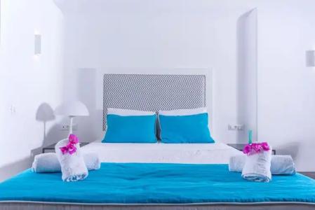 Blue Waves Suites & Apartments - 315