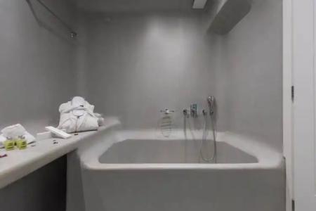 Blue Waves Suites & Apartments - 253