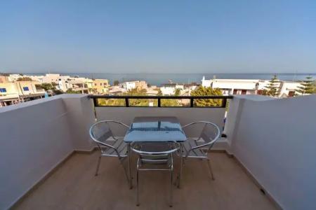 Blue Waves Suites & Apartments - 180